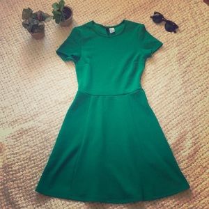 H&M dress 💚